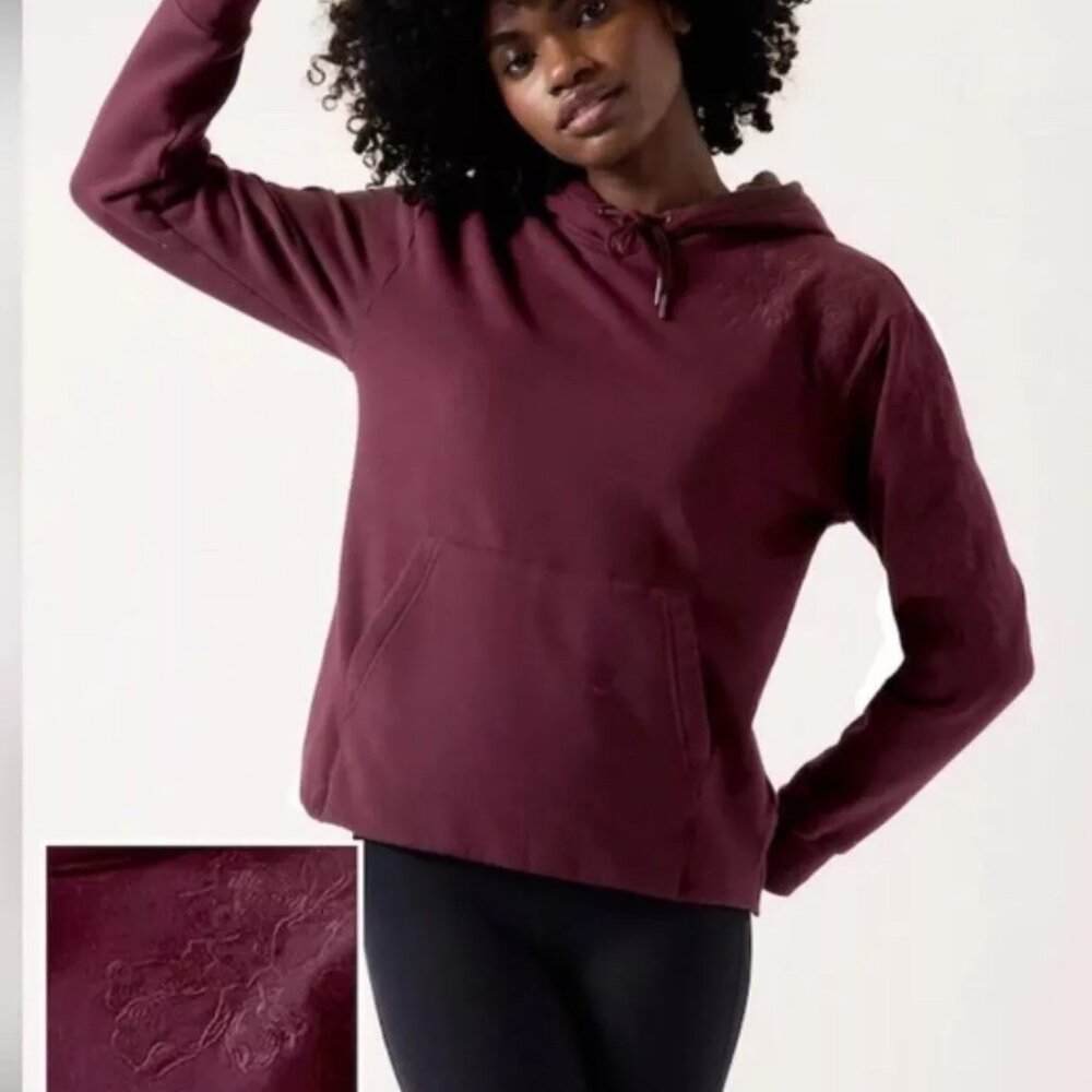 NWT Athleta Alya Floral Purple Retroplush Hoodie Sweatshirt Maroon Floral